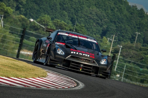 Nissan trekt ten strijde met nieuwe GT-R Super GT + FOTO’S